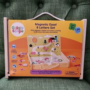 Magnetic Easel & Letters Set - Multicolor